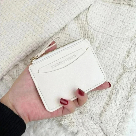⚠️Clearance White Minimalistic Slim Wallet / Cardholder - Picture 1 of 4